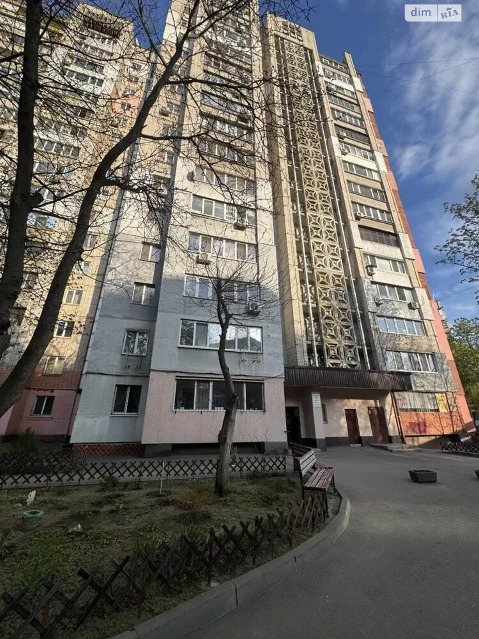 Продаж Квартира Тополя-1