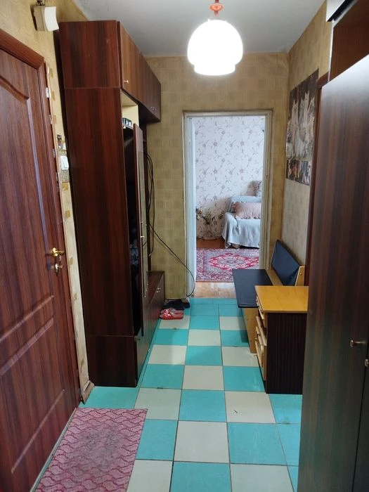 Здається в оренду 2-х кімнатна квартира.