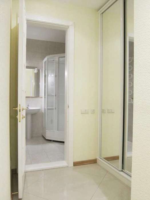 Паторжинского ул., 14. Аренда, 3-комн, 130м2. Без комиссии!