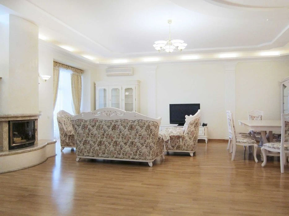Паторжинского ул., 14. Аренда, 3-комн, 130м2. Без комиссии!