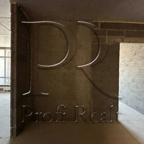 2-room apartment 74 m² for sale, Evgeniya Sverstyuka street, 6