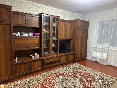 Оренда 1-к квартири на вул. Полярна