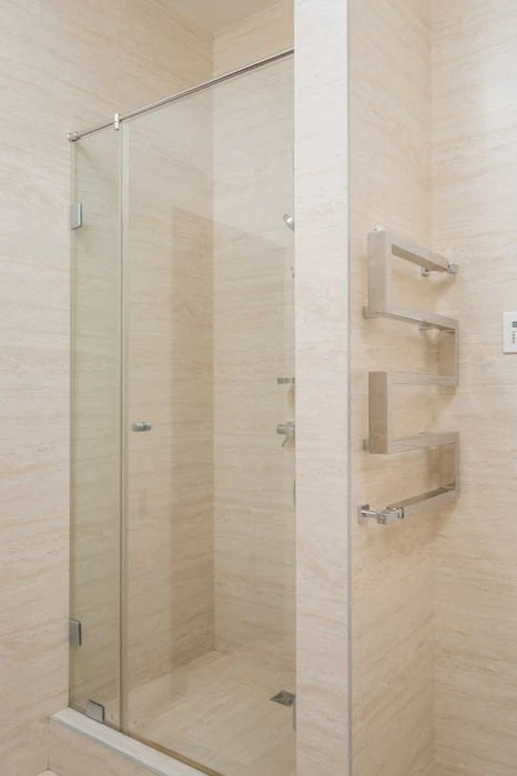Оренда, вул. Івана Франка, 22-24, 3 кімнати, 180 м², Золоті
