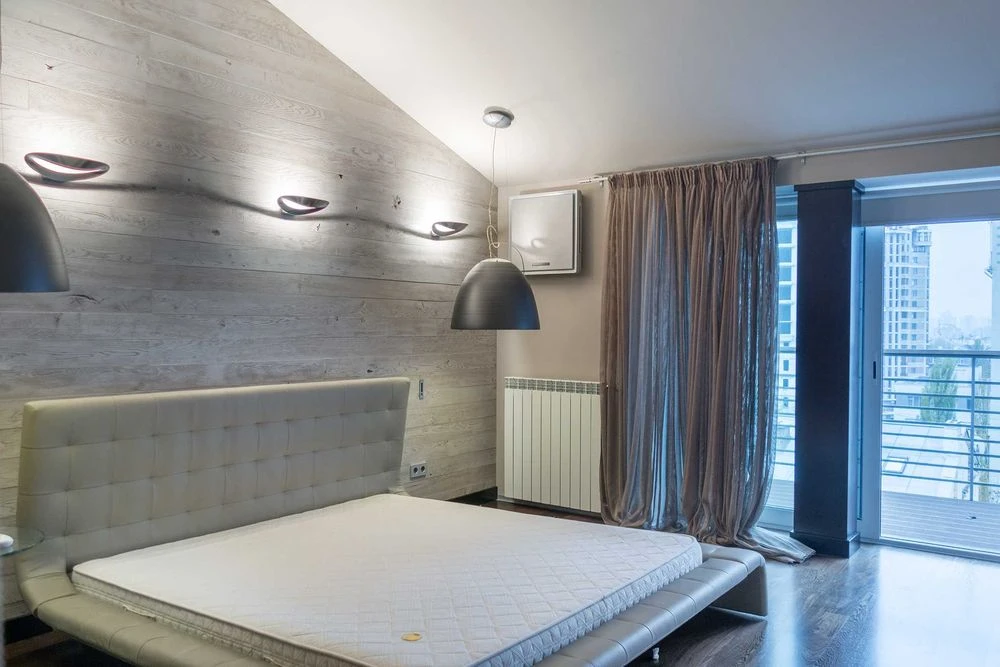 Оренда, вул. Івана Франка, 22-24, 3 кімнати, 180 м², Золоті