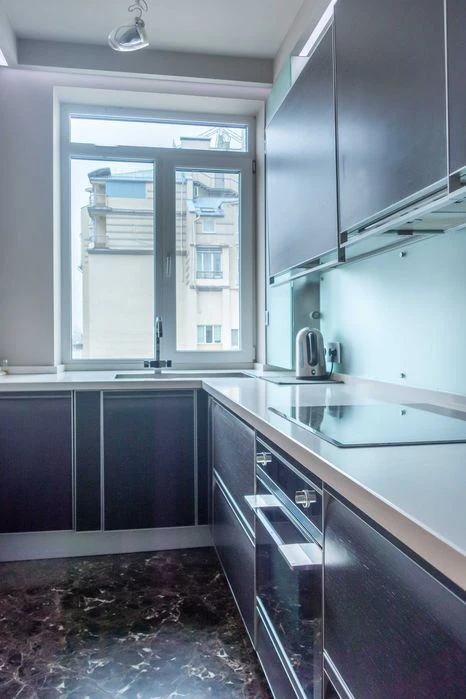 Оренда, вул. Івана Франка, 22-24, 3 кімнати, 180 м², Золоті