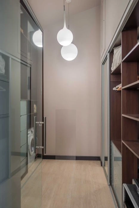 Оренда, вул. Івана Франка, 22-24, 3 кімнати, 180 м², Золоті