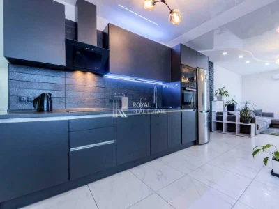 Apartment. Kyiv, Mykhayla Maksymovycha St. (Onufriya Trutenko)