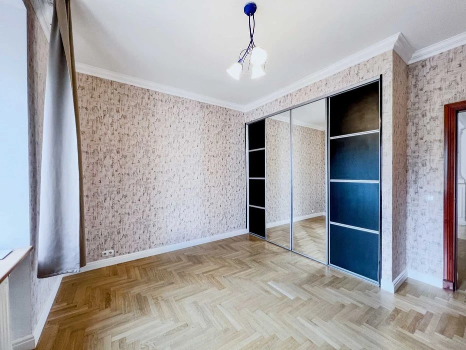 Оренда, вул. Кудрявська, 13–19, 5 кімнат, 202 м², Kiyv rent