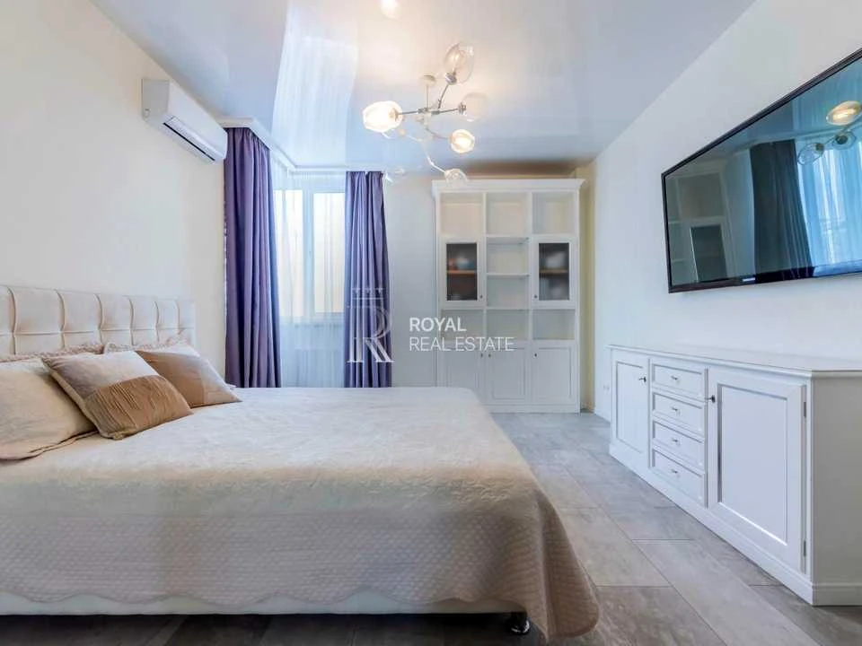 Apartment. Kyiv, Mykhayla Maksymovycha St. (Onufriya Trutenko)