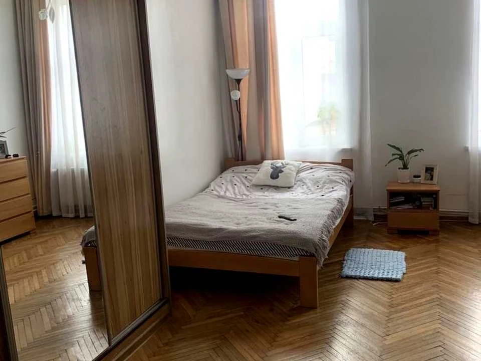 Квартира. Львов, Пантелеймона Кулиша ул.