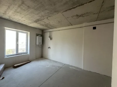 1 ком. квартира-жк Виа рома с газом -аогв. Низкий этаж