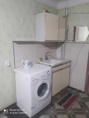 For sale 1 room apartment, guest-type, Armeyskaya metro station, 5 min, Oshchep street