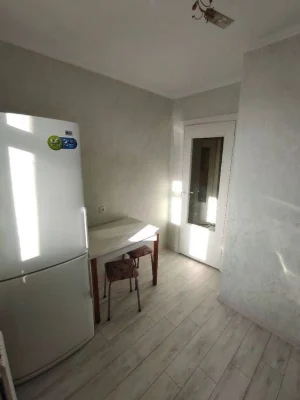 Продам 1 кім квартиру центр