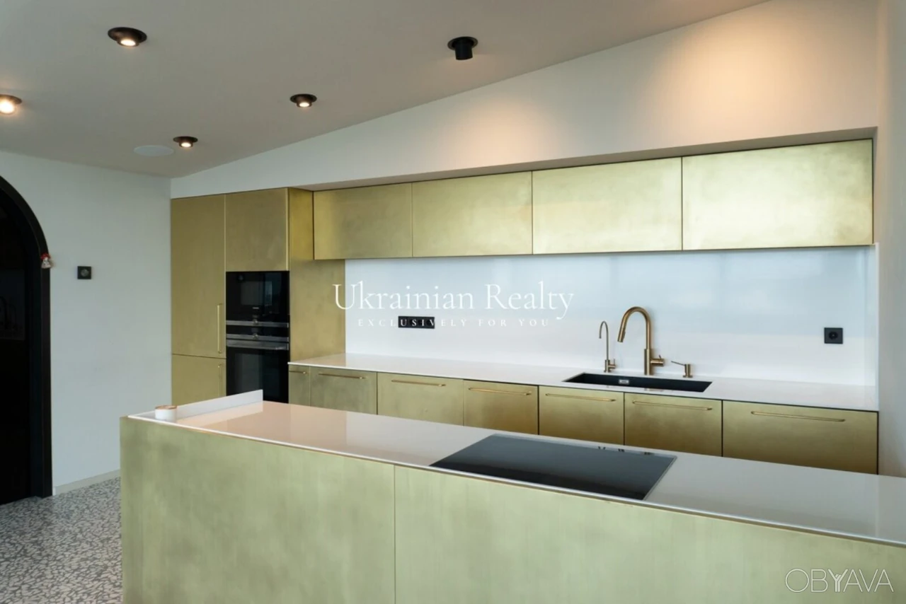3-room apartment, 249 sq.m.