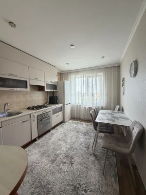 Продам 3-комнатную квартиру Днепр, Поля