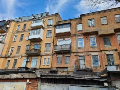 ТИХИЙ ЦЕНТР,Бесарабка 1к с терассой, Мастерской,Гараж,ремонт