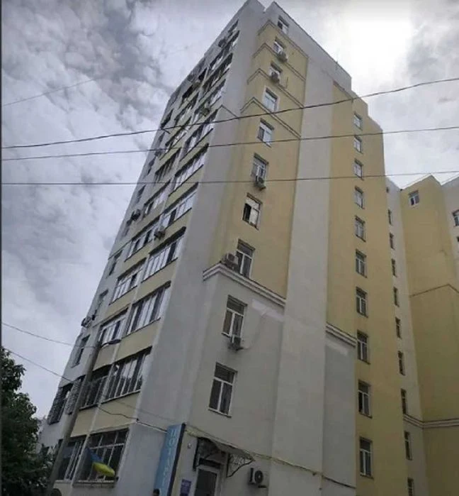3-х комнатная на Таирове, в кирпичном доме. Ремонт, мебель, т
