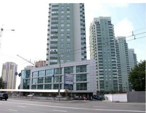 Sale of a 2-room apartment of 67 m², Valery Lobanovskyi about