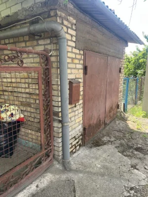 Продаж будинку біля 54 школи