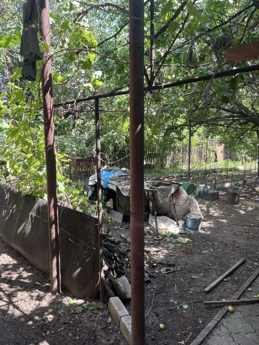 Продаж будинку біля 54 школи