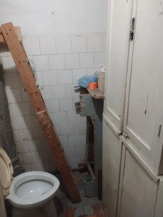 Продам 2 км кв на Артема