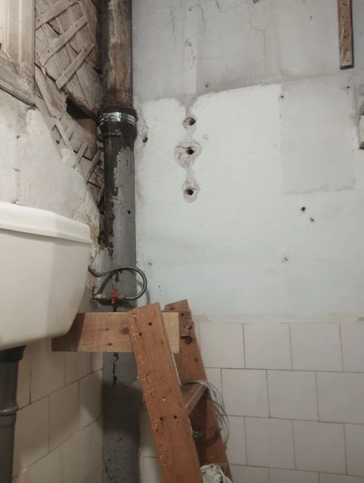 Продам 2 км кв на Артема