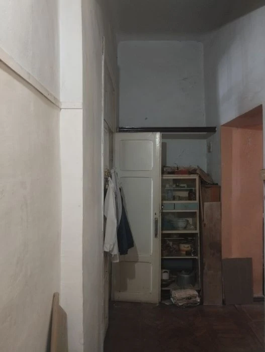 Продам 2 км кв на Артема