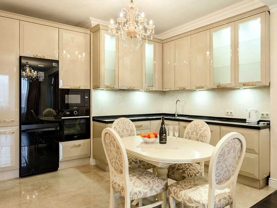 Apartment. Odesa, Tinista St.