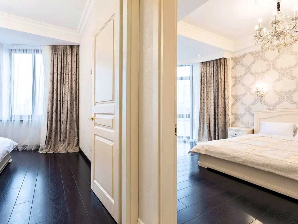 Apartment. Odesa, Tinista St.