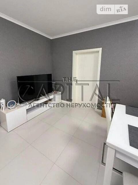 Sale of 2-room apartment 87 sq. m on Valeriy Lobanovskyi Ave.