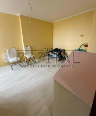 Sale of 2-room apartment 87 sq. m on Valeriy Lobanovskyi Ave.