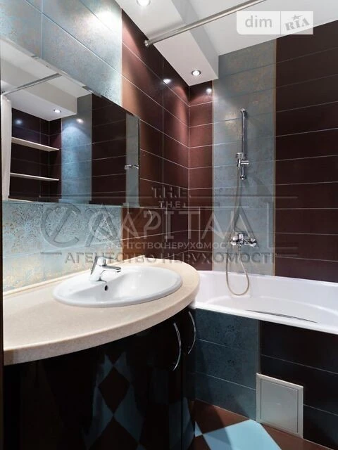 Sale of 4-room apartment 122 sq. m on Hryshka Mykhayla St. 9 • ID 3