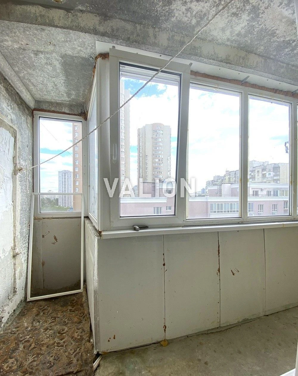 1-room apartment for sale, Darnytskyi district, Poznyaki metro station,
