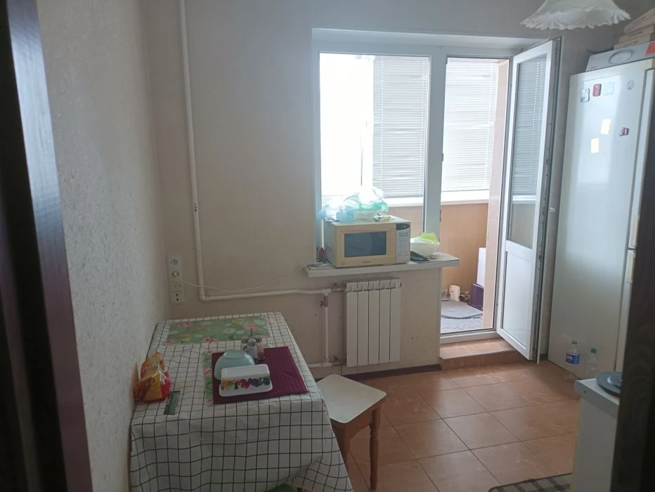 Аренда квартиры, Троещина. Бальзака 68, 3 эт.