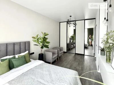 Sale of 1-room apartment 37.69 sq. m on Ukrainskaya St. 6 • ID 345