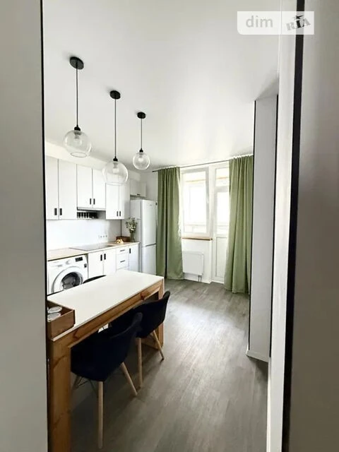 Sale of 1-room apartment 37.69 sq. m on Ukrainskaya St. 6 • ID 345
