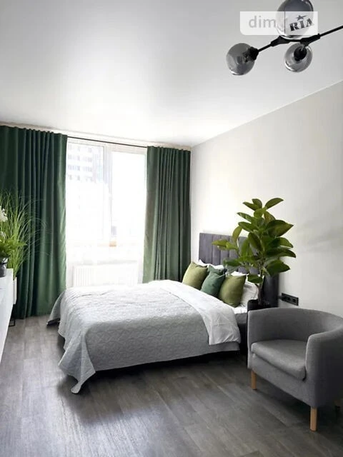 Sale of 1-room apartment 37.69 sq. m on Ukrainskaya St. 6 • ID 345