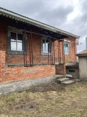 Продам дом с выходом к реке, рассмотрим во все государства.