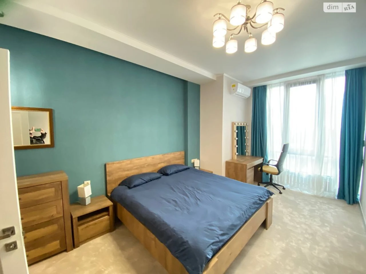 Продажа квартир Приморский.