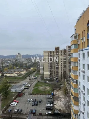 Продаж 3-кімнатної квартири на просп.Тичини Павла, 16/2