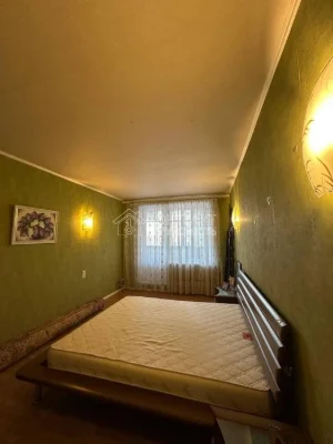 Sale / Apartment / St. Valentinivska, Saltivka, Kharkiv