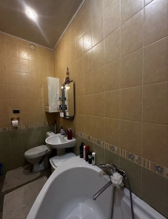 Продам 2х.кв. 4/4 S-90м2. в центре Харькова, Сертификат