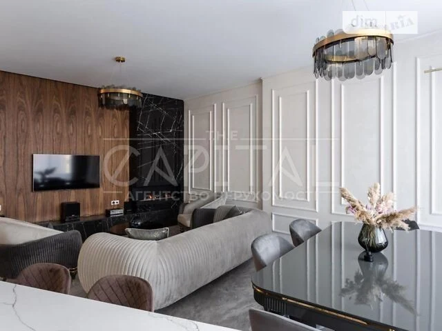 Продаж 4к квартири 145 кв. м на вул. Бусловська 12 • ID 3473
