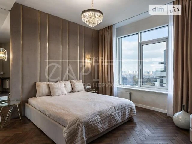 Продаж 4к квартири 145 кв. м на вул. Бусловська 12 • ID 3473