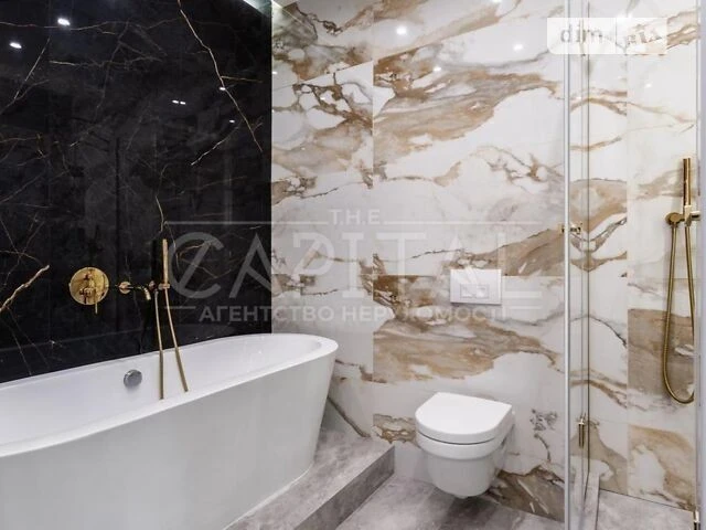 Продаж 4к квартири 145 кв. м на вул. Бусловська 12 • ID 3473
