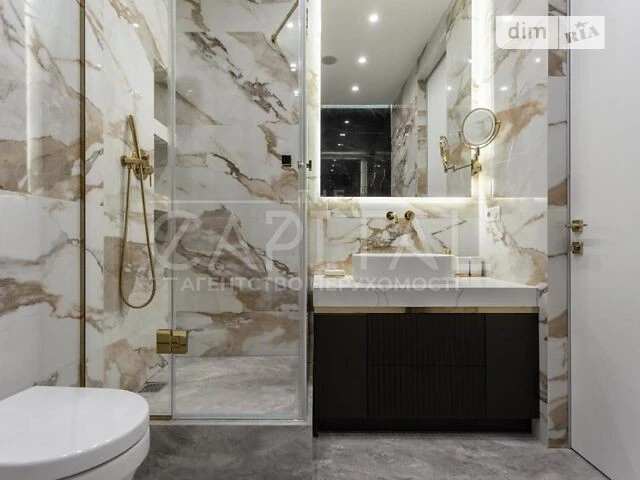 Продаж 4к квартири 145 кв. м на вул. Бусловська 12 • ID 3473