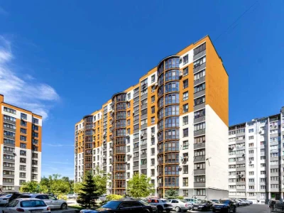 Квартира. Івано-Франківськ, Героїв Миколаєва вул., (Будинок