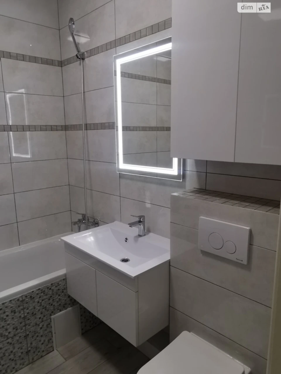 Long-Term Rental Apartment Center