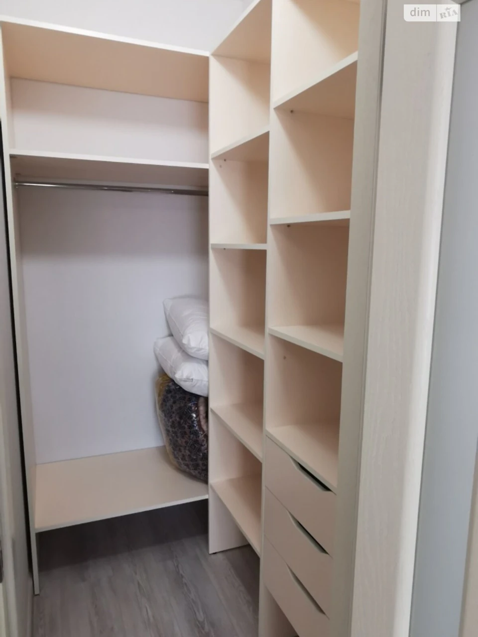 Long-Term Rental Apartment Center