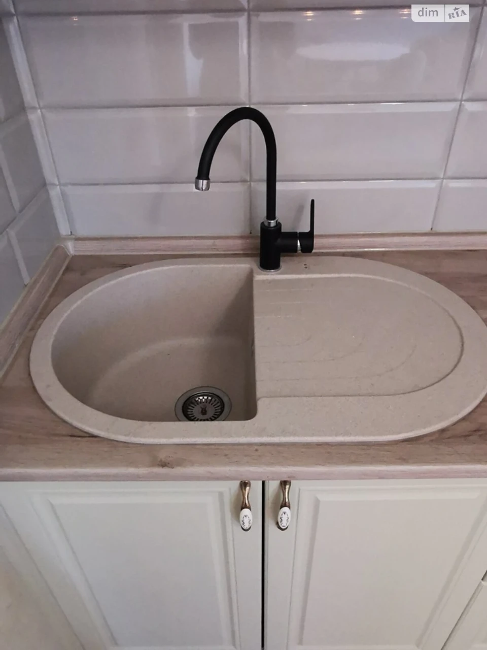 Long-Term Rental Apartment Center